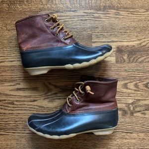 SOLD: Sperry Duck Boots Womens 8.5